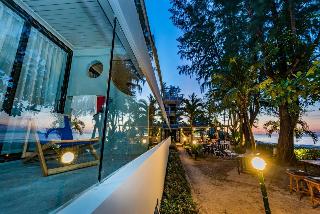 Thai Kamala Beach Front fotoÄŸrafÄ±