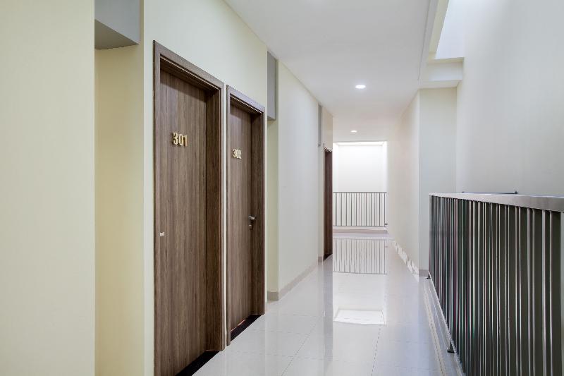 115 Portal Residence - Lobi