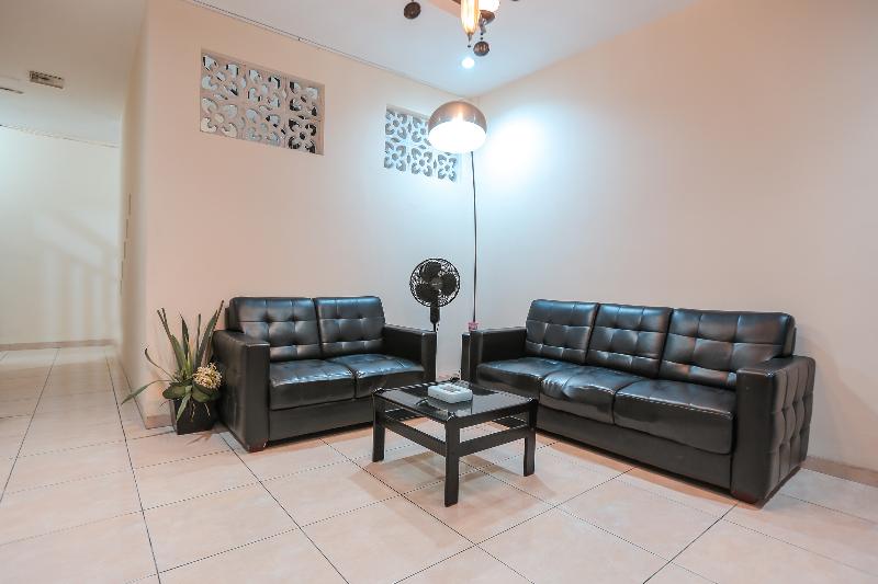 Cove Oekude Residence - Lobi