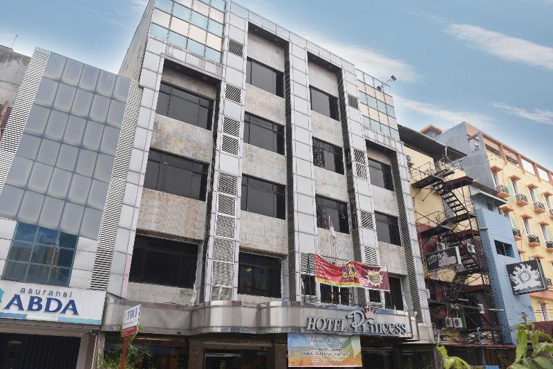 Super OYO Collection O 166 Hotel Princess - Genel