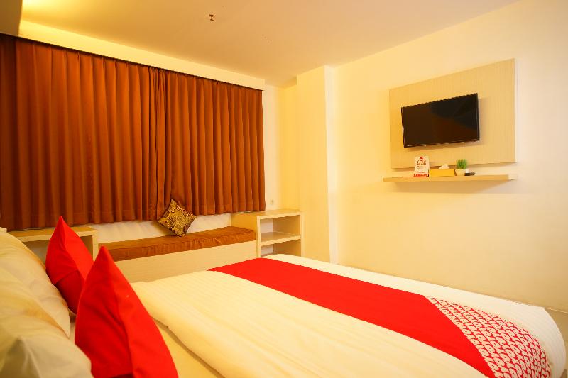 Super OYO Collection O 166 Hotel Princess - Oda