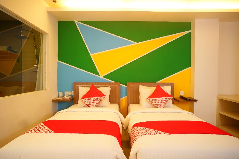 Super OYO Collection O 166 Hotel Princess - Oda