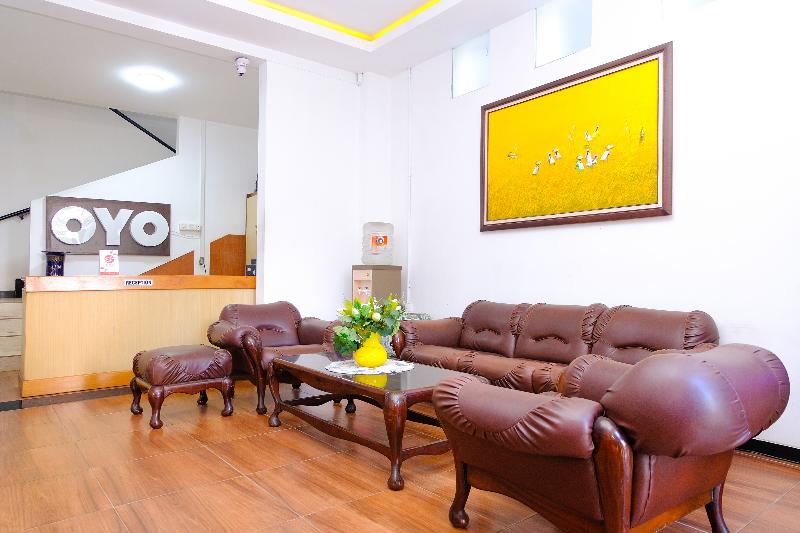 OYO 354 32 Guest House - Lobi