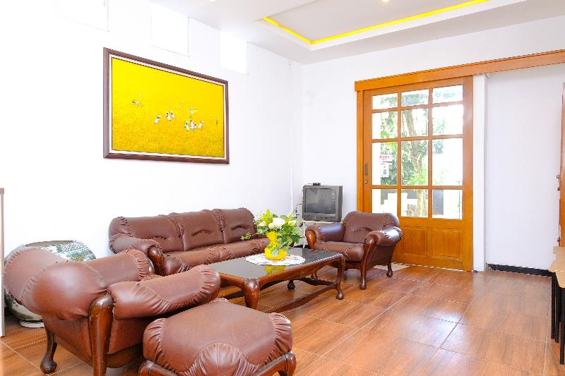 OYO 354 32 Guest House - Lobi