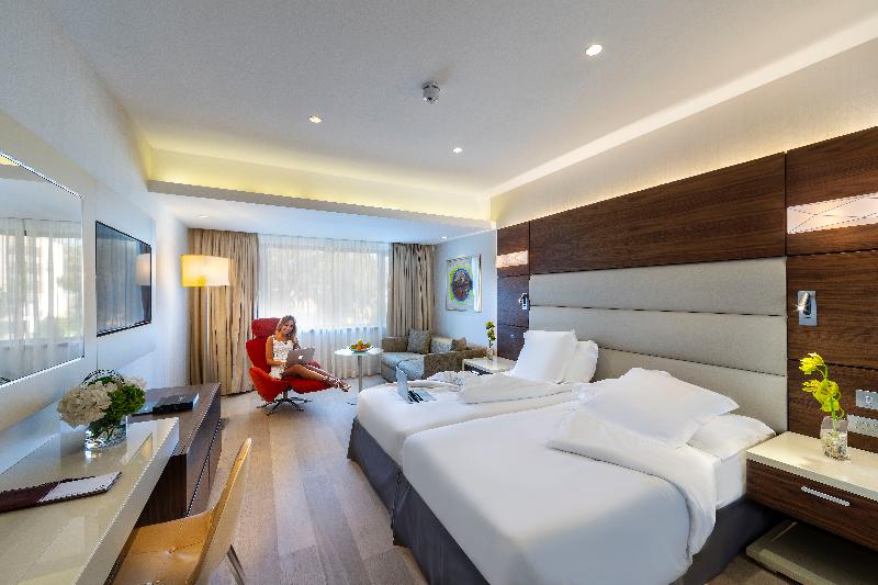 Amathus Beach Hotel Limassol - Genel