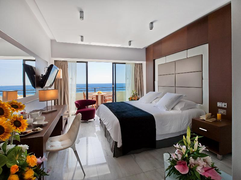 Amathus Beach Hotel Limassol - Genel