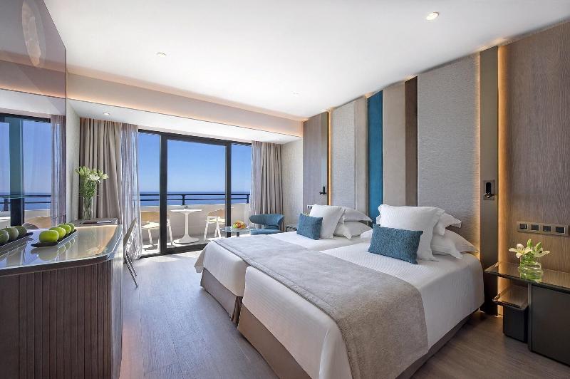 Amathus Beach Hotel Limassol - Oda