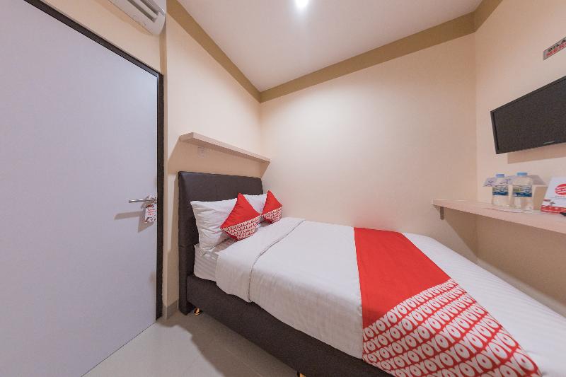 OYO 478 Balcon Biru - Oda