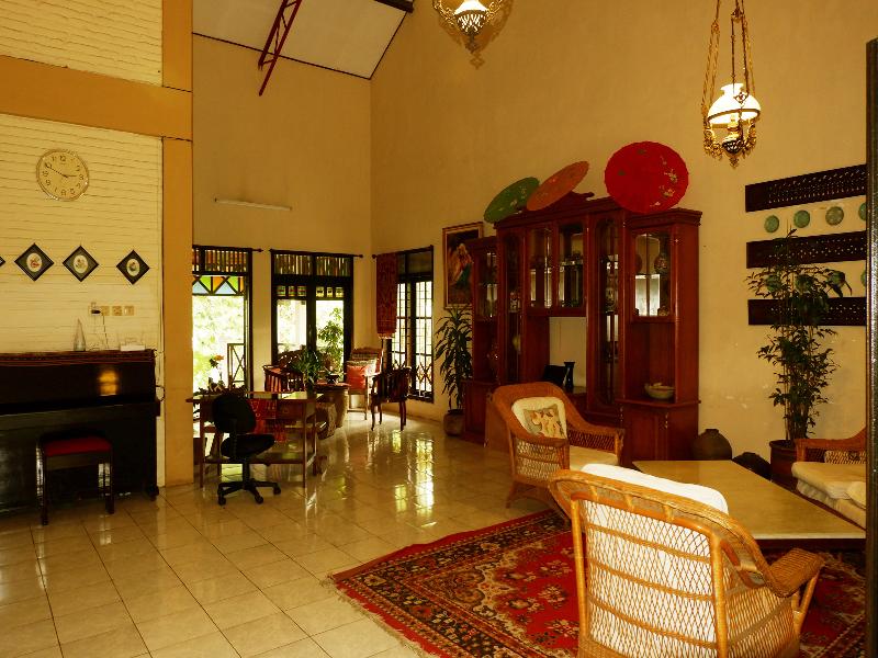 OYO 604 Cemara S Homestay - Genel