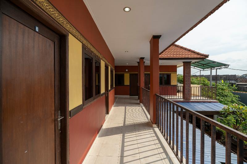 Apartmen Kak Okoh - Lobi