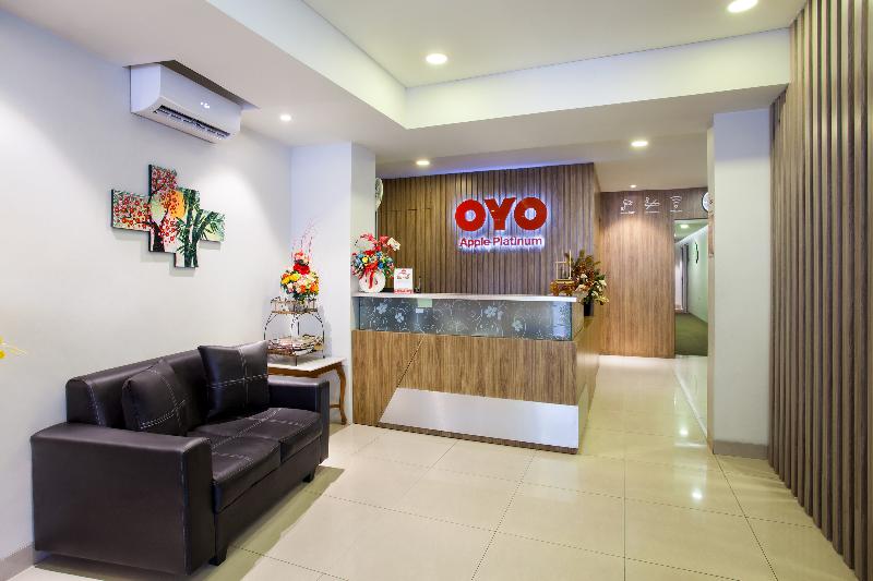 Super OYO 101 Apple Platinum - Lobi