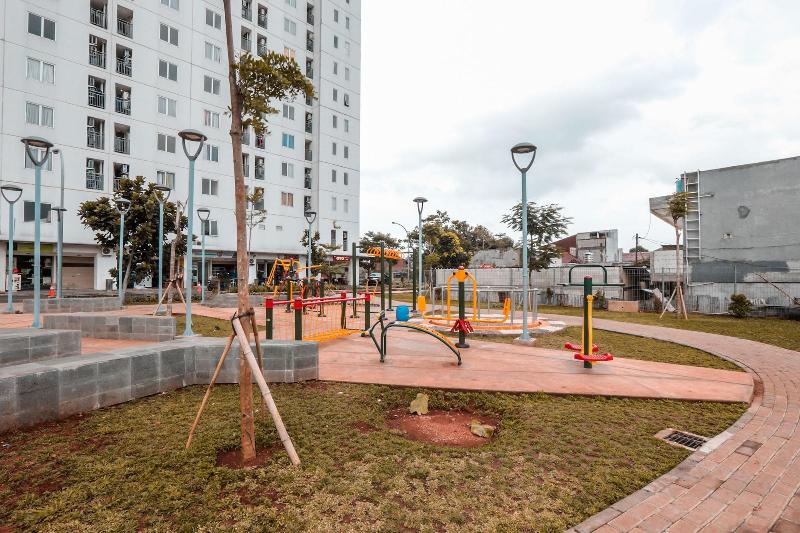 Oyo 129 Bassura City Apartment - Genel