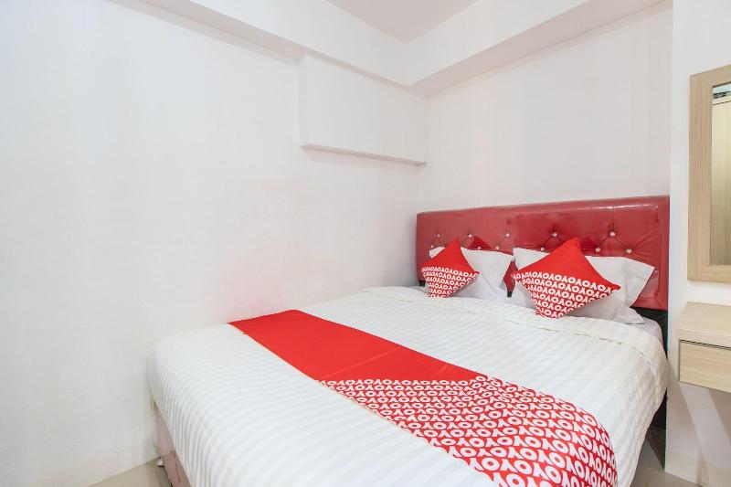 Oyo 129 Bassura City Apartment - Oda