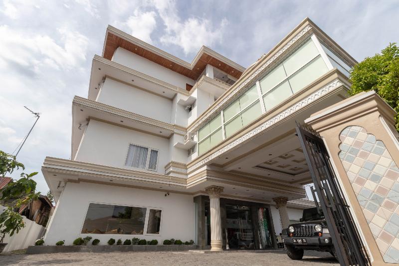 Super OYO 293 Mutiara Hijau Suites Syariah - Genel