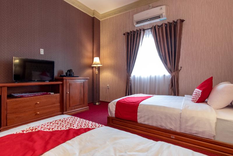 Super OYO 293 Mutiara Hijau Suites Syariah - Oda