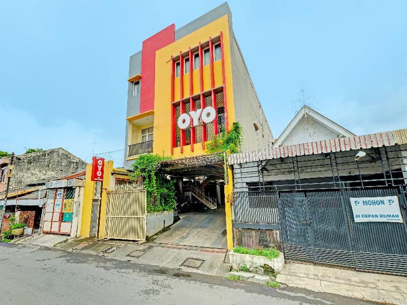 Super OYO 389 Sky Guesthouse - Lobi