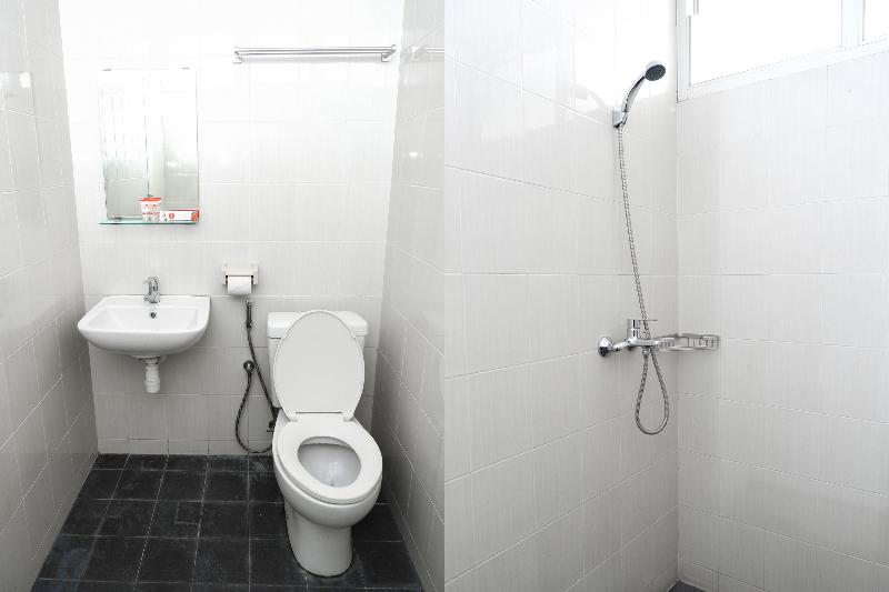 Super OYO 389 Sky Guesthouse - Oda