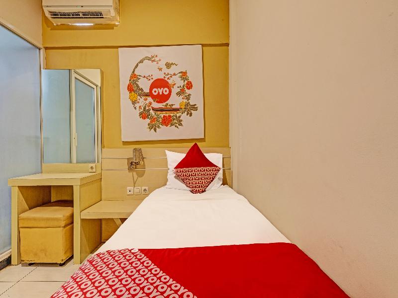 Super OYO 389 Sky Guesthouse - Oda