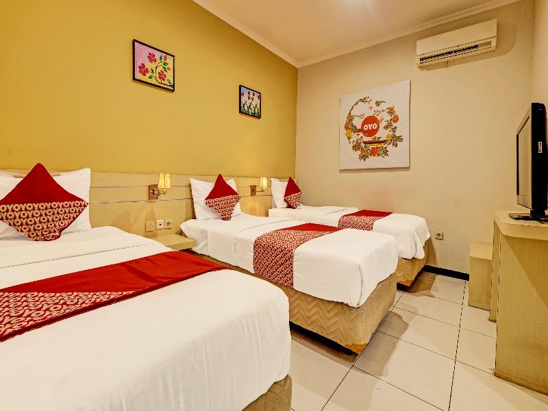Super OYO 389 Sky Guesthouse - Oda