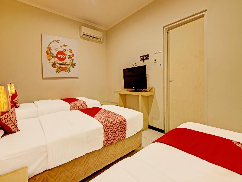 Super OYO 389 Sky Guesthouse - Oda