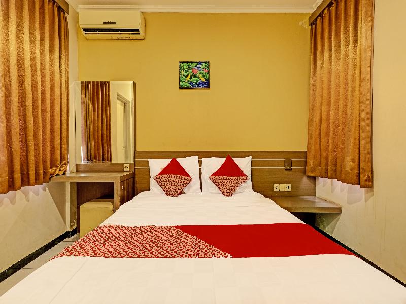 Super OYO 389 Sky Guesthouse - Oda