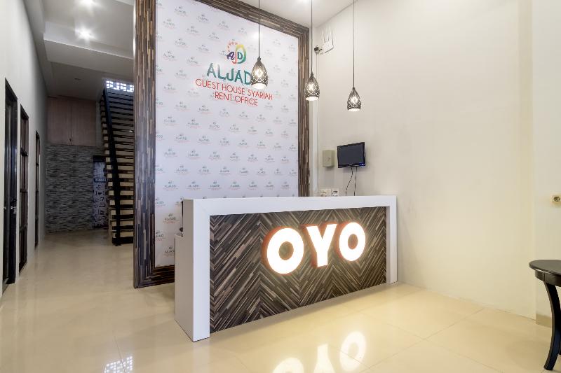 Hotel O Aljadid Near Masjid Raya Al Mashun Sm Raja - Lobi