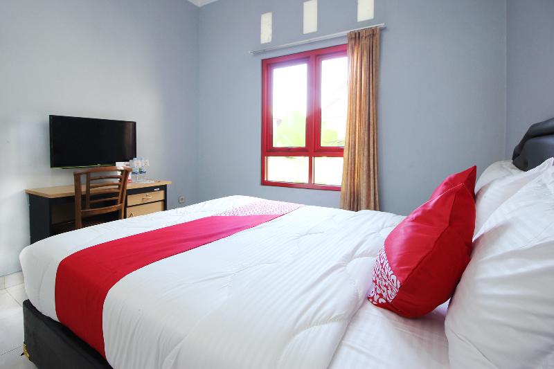 OYO 572 Omah Gedongkuning Syariah Homestay - Oda