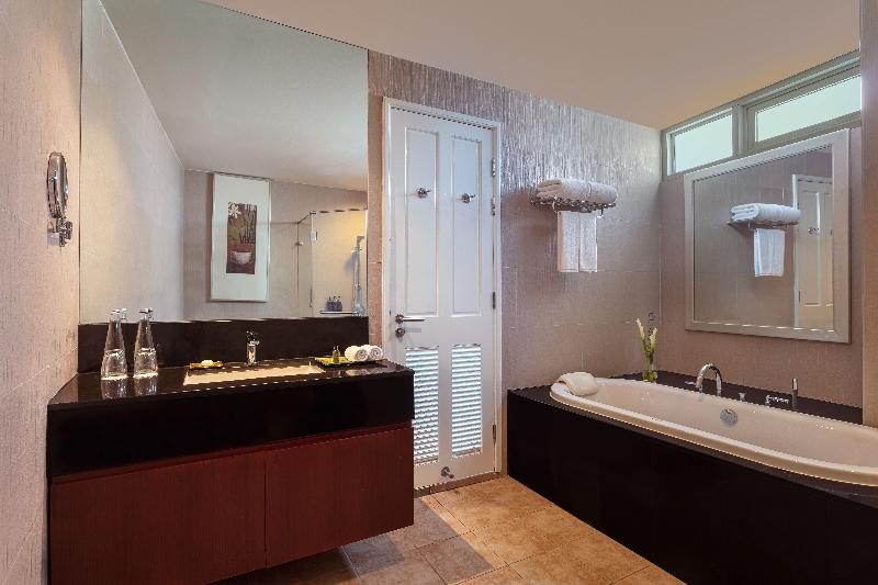 Dusit Suites Hotel Ratchadamri Bangkok - Oda