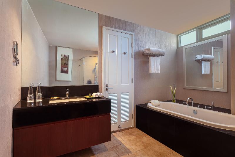 Dusit Suites Hotel Ratchadamri Bangkok - Oda