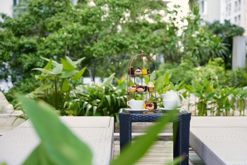 Dusit Suites Hotel Ratchadamri Bangkok - Teras