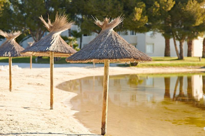 Club Vacances Bleues Plein Sud - Plaj