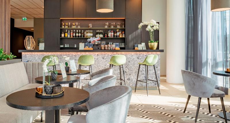 PLAZA Premium Almere - Bar