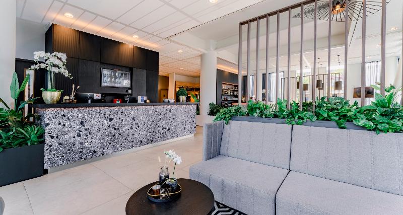 PLAZA Premium Almere - Lobi