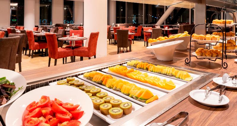 PLAZA Premium Almere - Restoran
