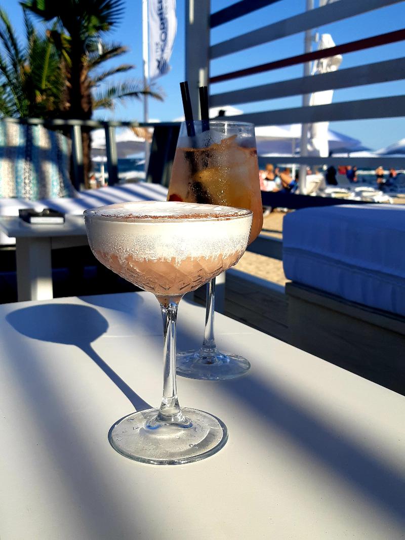 White Tower Mamaia - Bar