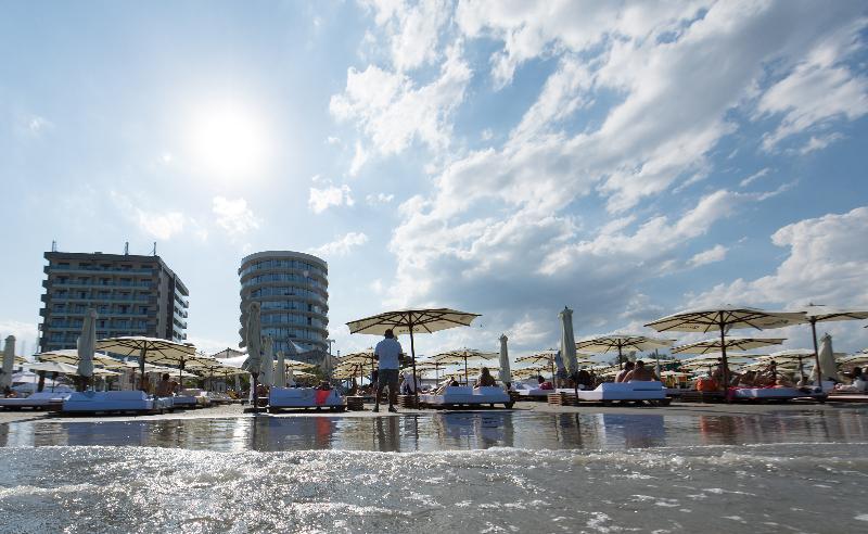 White Tower Mamaia - Plaj