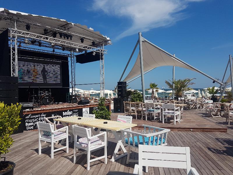 White Tower Mamaia - Teras