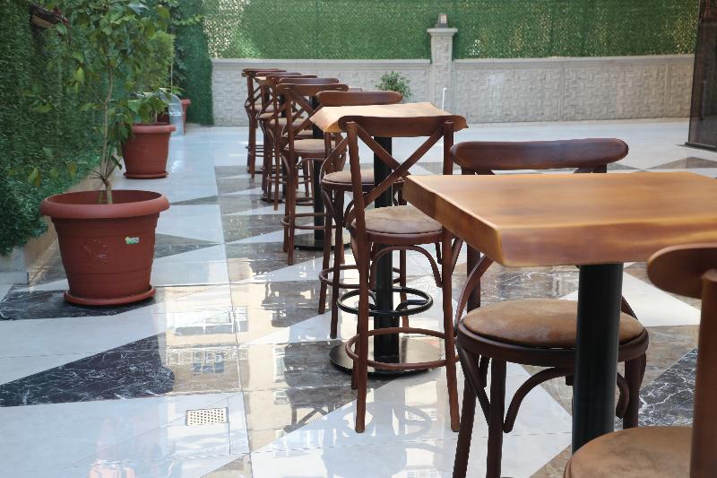 New Garden Hotel - Genel