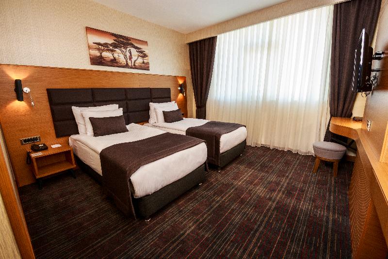 New Garden Hotel - Oda