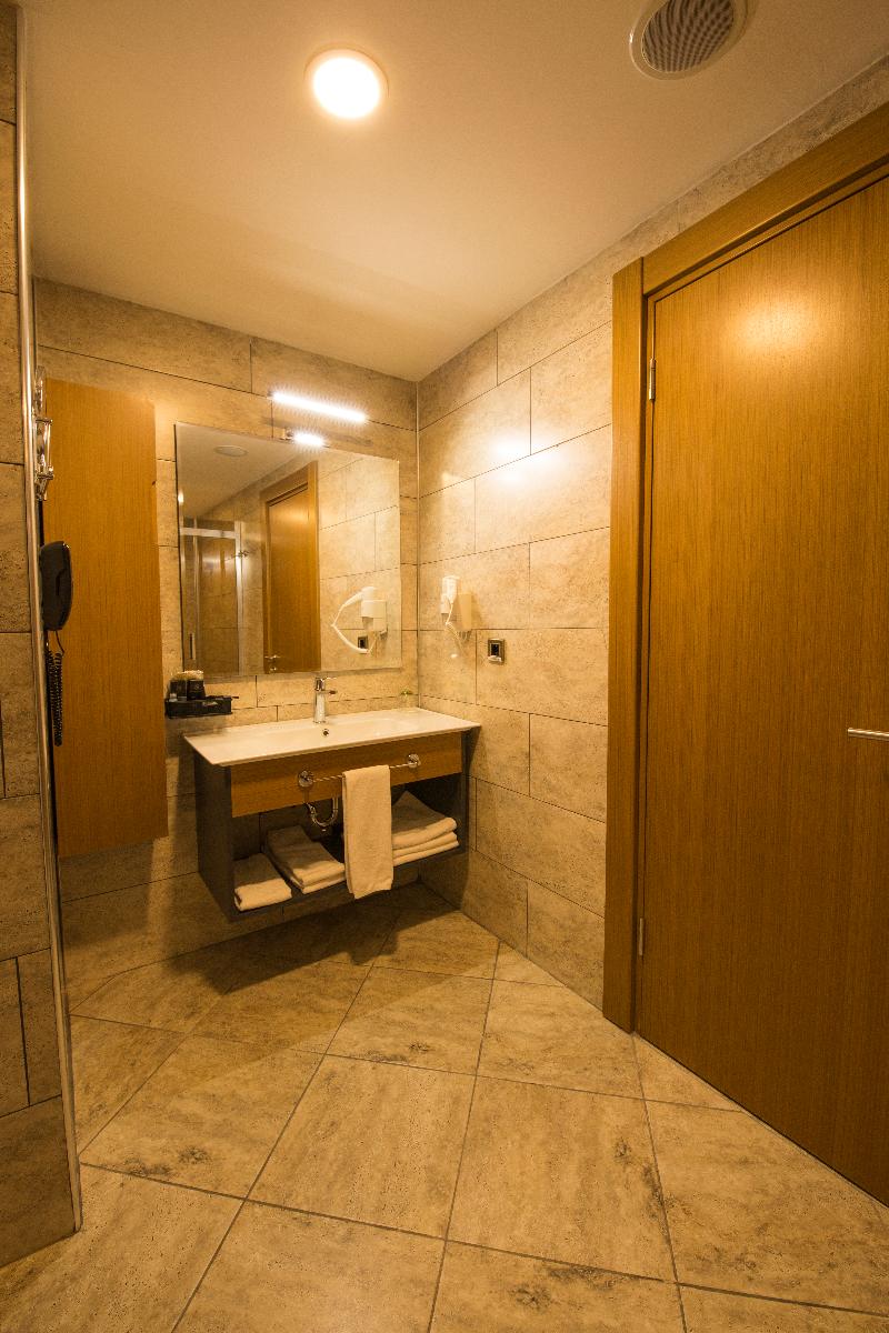 New Garden Hotel - Oda