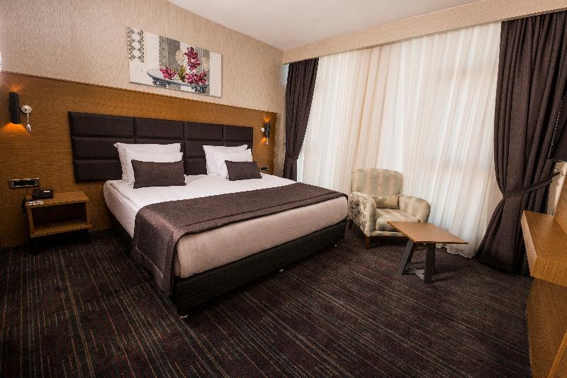 New Garden Hotel - Oda