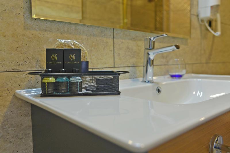 New Garden Hotel - Oda