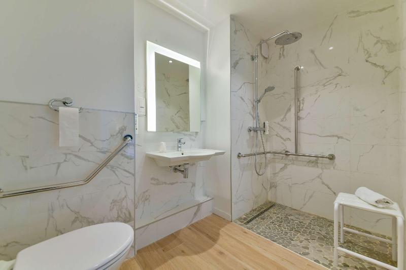 Kyriad Crépy En Valois - Oda