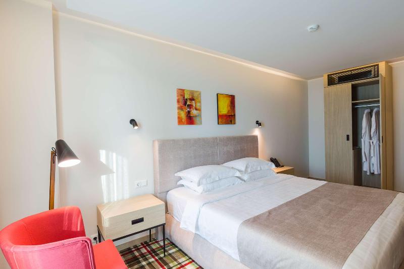 Best Western Premier Batumi - Oda