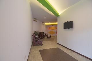 RedDoorz near ITC Mangga Dua fotoÄŸrafÄ±