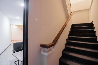 RedDoorz near ITC Mangga Dua otel fotoğrafı