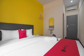 RedDoorz near ITC Mangga Dua fotoÄŸrafÄ±