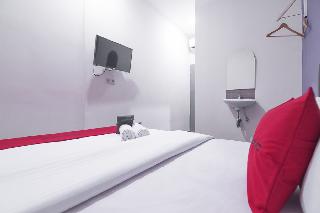 RedDoorz near ITC Mangga Dua fotoÄŸrafÄ±