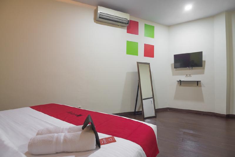 RedDoorz near ITC Mangga Dua - Oda