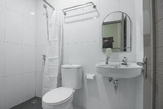 RedDoorz near ITC Mangga Dua fotoÄŸrafÄ±